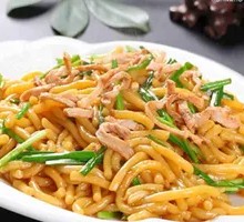 Clam Meat Stir-Fried with Shredded Pork and Broken Rice