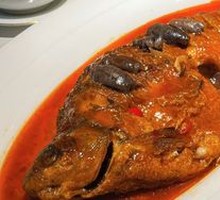 Braised Sea Cucumber with Wuchang Fish