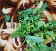 Secret-Recipe Beef Knife-Sliced Noodles