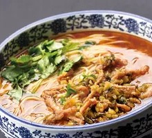 Snow Cabbage Chicken Noodles