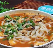 Shiitake Mushroom and Pork Noodles