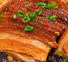 Preserved Vegetable Braised Pork