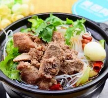 Braised Pork Ribs with Rice Noodles