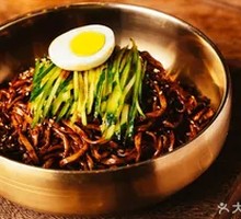 Korean Fried Noodles with Sauce