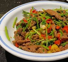 Stir-fried Yellow Beef