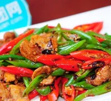 Stir-Fried Pork with Green Chili