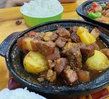 Stewed Chicken Gizzard and Heart with Potatoes and Rice