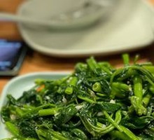 Fermented Tofu and Chili Stir-fried Water Spinach
