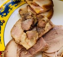 Braised Pork Elbow Slices in Old Soup
