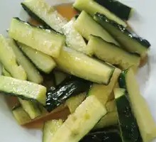 Stir-fried Cucumber Strips