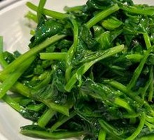 Stir-fried Pea Shoots