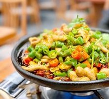 Taro with Pig Intestines and Chicken