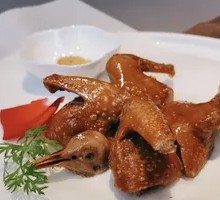 Braised Crispy Pigeon