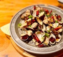 Spicy Stir-Fried Clams