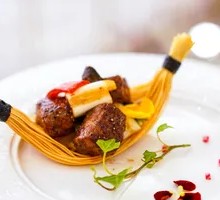 Scallion Stir-fried Beef Cubes