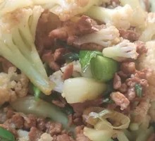 Minced Pork with Cauliflower