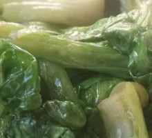 Stir-Fried Lettuce with Oyster Sauce