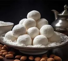 Hand-Shaken Glutinous Rice Balls