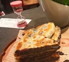 Sesame Sauce Sweet Pancake