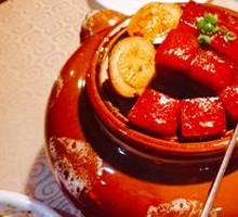 Braised Pork Belly in Purple Clay Pot