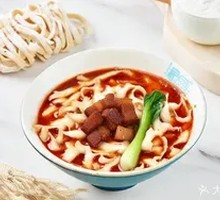 Braised Pork Noodles with Hand-cut Style