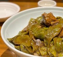 Stewed Spare Ribs with Oil Beans