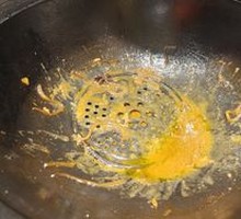 Blackfoot Rooster Stewed in Iron Pot