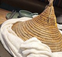 Fresh Steam Stone Pot Fish