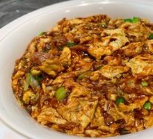 Sour Stir-Fried Egg with Wood Ear Mushrooms