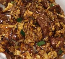 Sour Stir-Fried Egg with Wood Ear Mushrooms