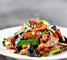 Guilin Stir-Fried Three Delicacies
