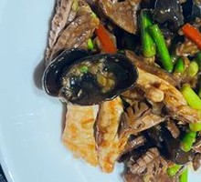 Beijing-style Triple Delicacy Stir-fry