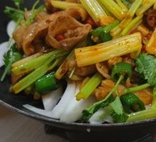 Spicy Pork Intestines Stir-fry