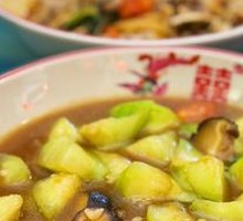 Braised Winter Mushrooms with Loofah