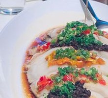 Colorful Pepper Sauce Sea Scallop