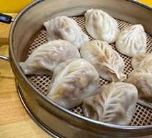 Willow Leaf Steamed Dumplings