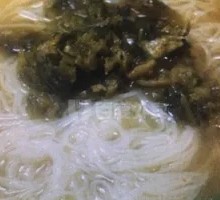 Sour Cabbage Soup Noodles
