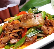 Spicy Pork Stir-Fry Noodles