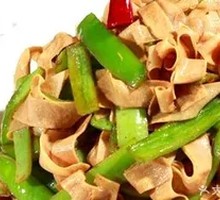 Bell Pepper and Tofu Skin Stir-Fry
