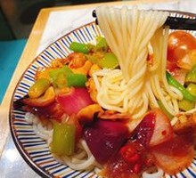 Old Xiang Chicken Noodles