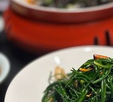 Sand Onion, Caterpillar Mushroom with Almonds