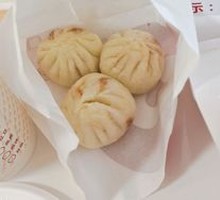 Sour Cabbage Pork Filling Pie