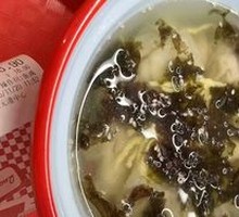 Red Oil Golden Fresh Meat Wontons