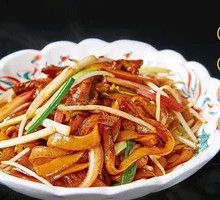 Dry-Fried Beef Rice Noodles