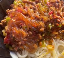 Yili Old Brand Shredded Meat Noodles