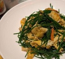 Sandy Onion Stir-fried with Local Eggs