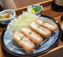 Cheese-fried Pork Cutlet