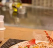 Boston Lobster with Mustard Sauce