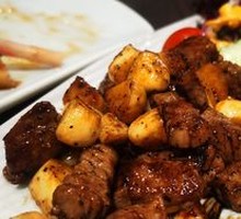 Garlic Roasted Beef
