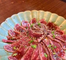 Medium-Rare Beef Salad